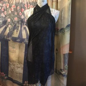 🚺🖤Black and Silver Sarong🖤